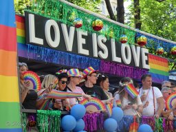 Regenbogenparade 2024